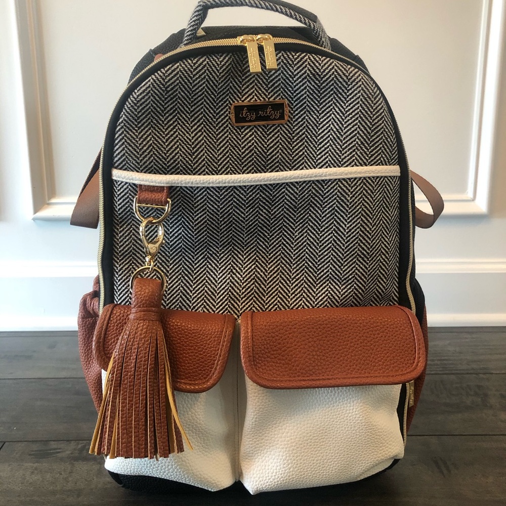 Itzy Ritzy Boss Diaper Bag with Packing Cubes New